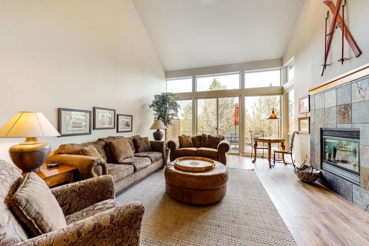 Village Loop View Redmond Exterior photo